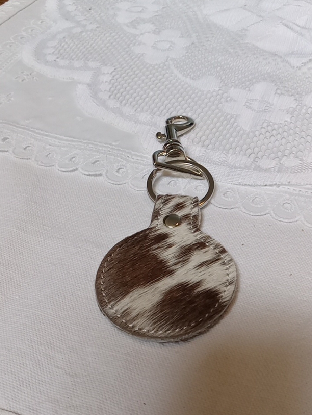 Cowhide Round Keychain HOH Silver Hardware